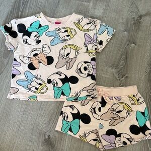 Girls light pink Disney junior play set with Minnie Mouse and Daisy Duck